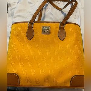 NWT Dooney & Bourke Yellow Richmond Shopper Tote. Excellent Condition!
